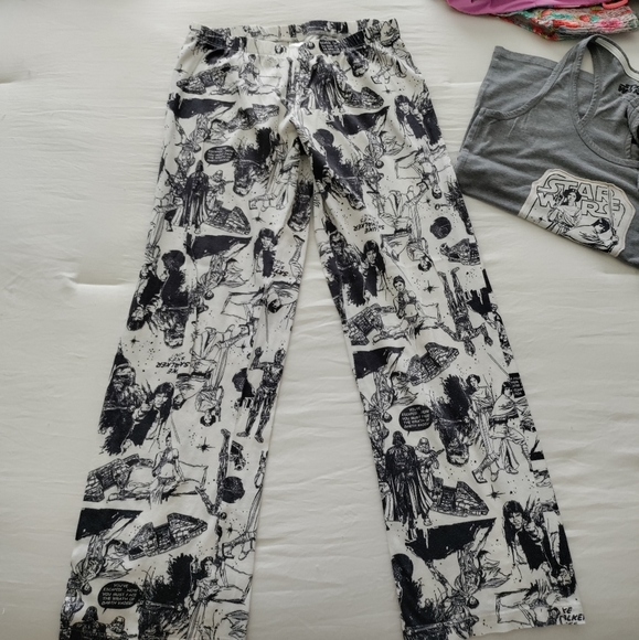 Star Wars pj's! - Picture 8 of 8
